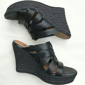 UGG Melinda Wedge Sandal